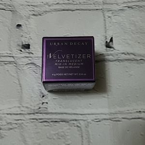 Urban Decay Velvetizer Translucent Mix in Medium